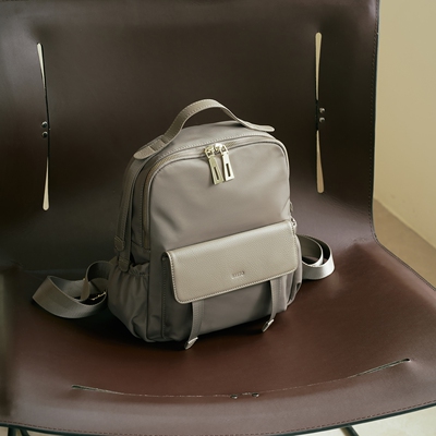 C1114DX5新款双肩包