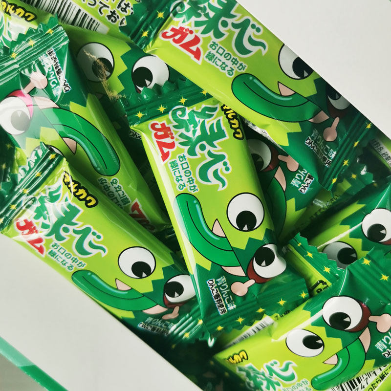 【现货】日本进口丸川儿童泡泡糖 绿舌头变色搞怪整蛊口香糖4.5g