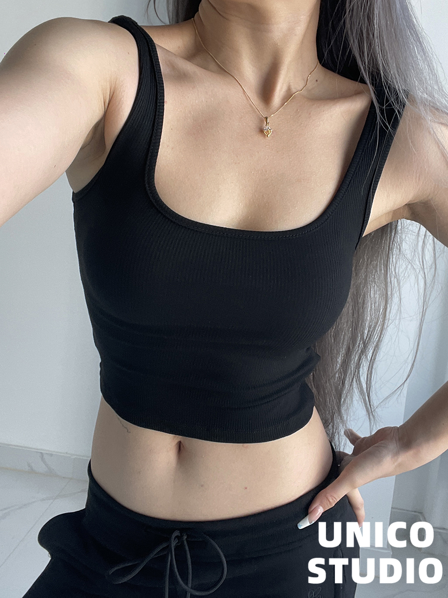 方领小背心短款露脐辣妹