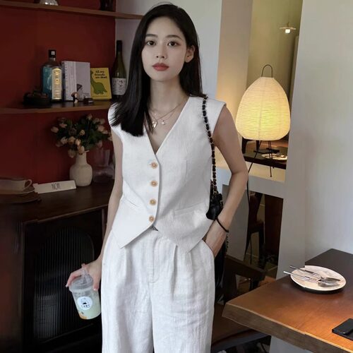 亚麻西装马甲女款2025夏季高端短款棉麻马甲薄款苎麻背心