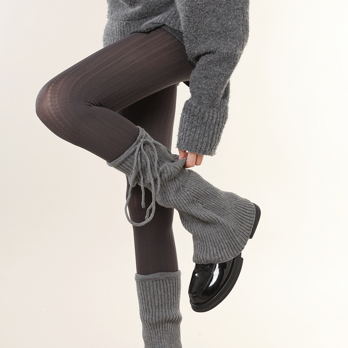 绑带袜套女芭蕾风喇叭y2k灰竖纹jk堆堆袜辣妹配雪地靴设计感腿套