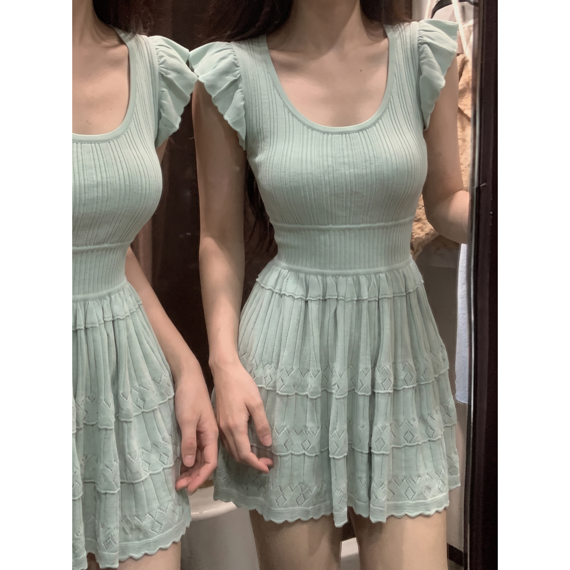 夏季薄荷曼波绿针织收腰连衣裙女图片