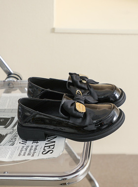 真皮小皮鞋女英伦2026春季新款黑色单鞋平底乐福鞋大码女鞋41到43