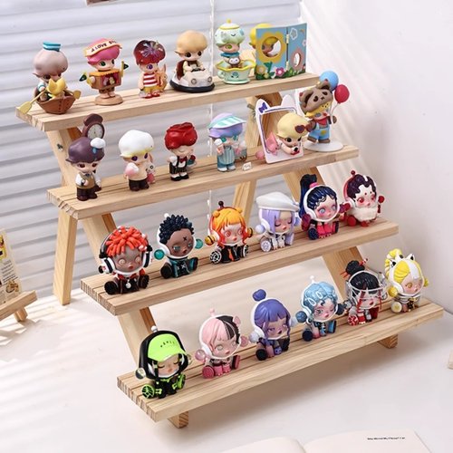 阶梯式手办收纳盒木质置物架