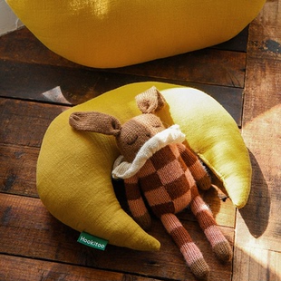 ins婴幼儿全棉纱布云月山午睡枕软糯安抚抱枕婴儿靠背新生儿哺乳