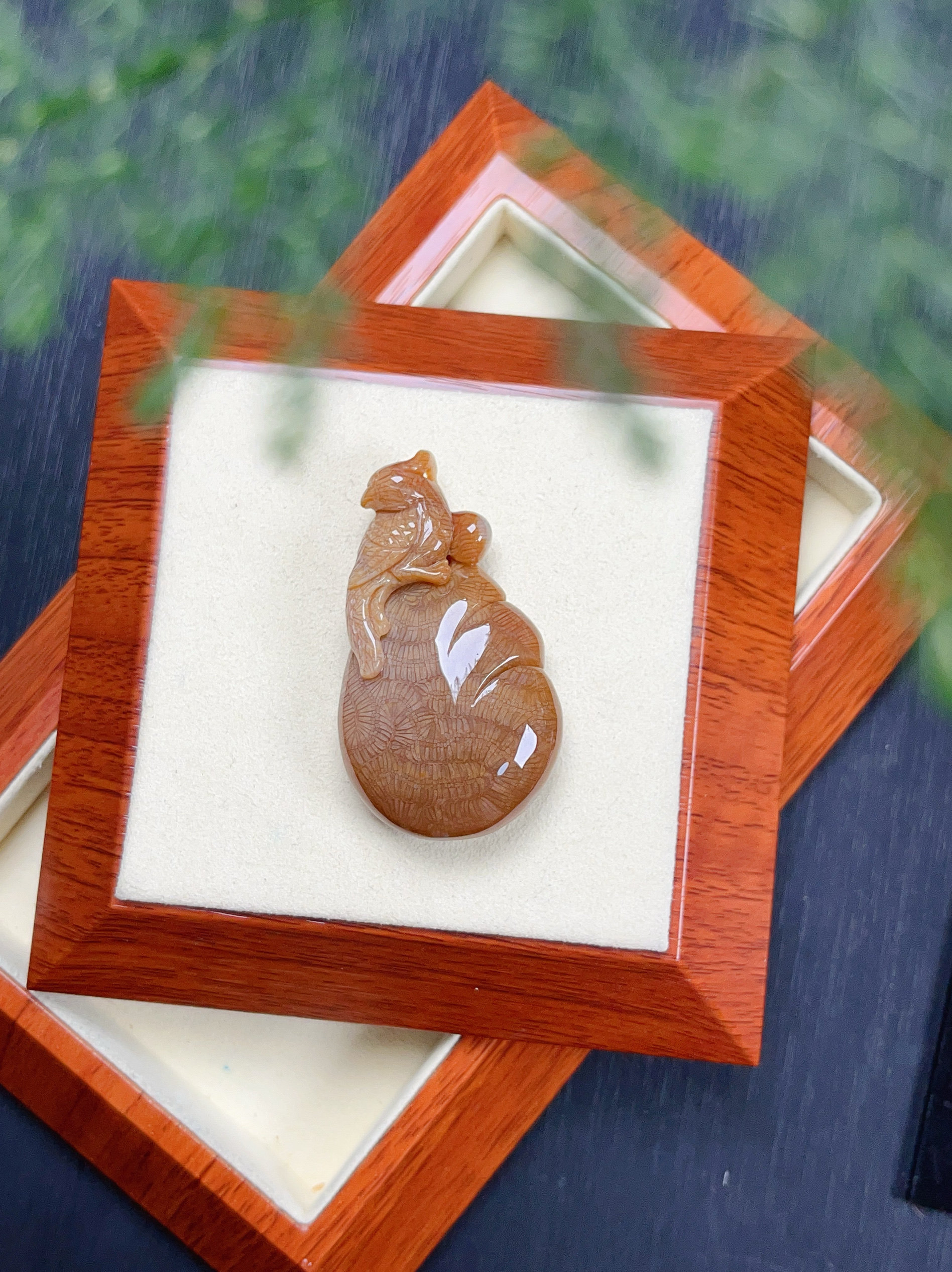 水玉冰魄 天然红色牛项链 原石雕刻小红牛吊坠项坠送链实物