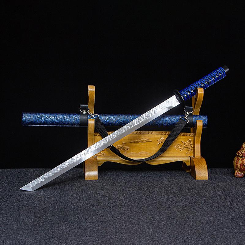 龙泉君魄刀剑破岩中款唐横刀