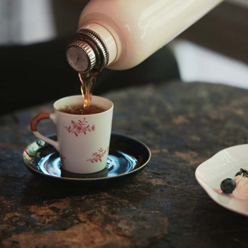 草木间宝石红花卉草虫茶咖杯