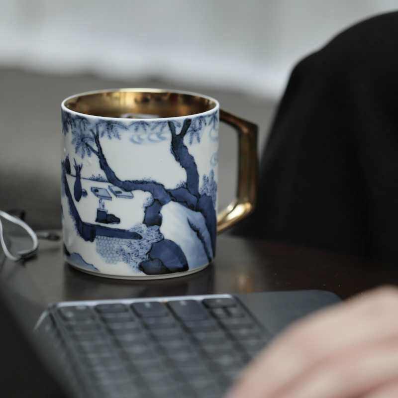 弥云斋枕石向野手绘青花镀钛马克杯咖啡杯茶杯陶瓷功夫茶具带把大