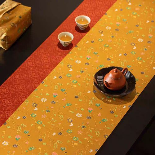 知舍缠枝闲花纹茶席套组