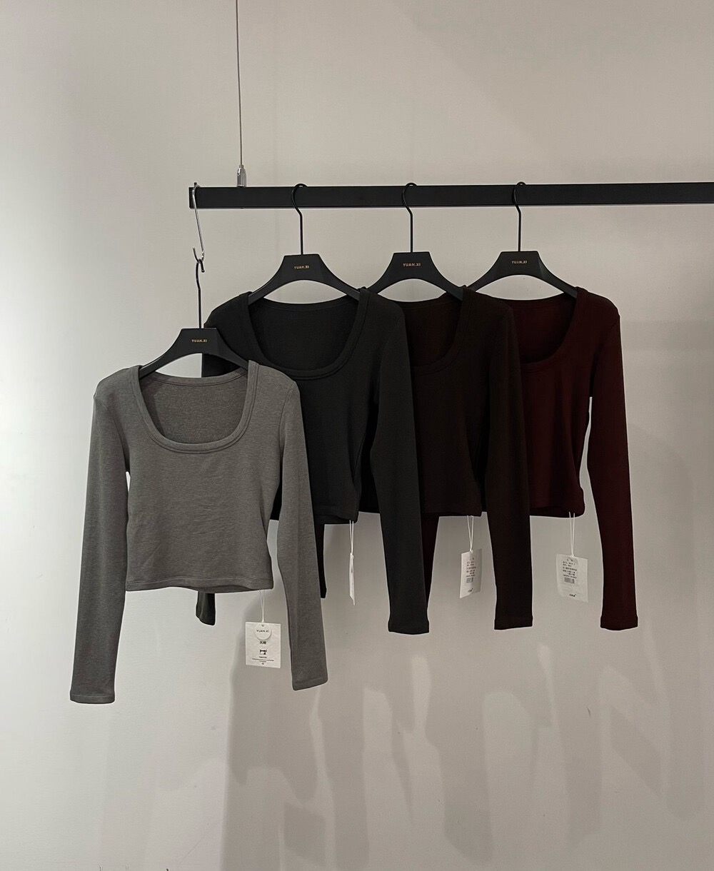 元熙8078-3秋冬新款方领加绒加厚长袖T恤女内搭显瘦短上衣打底衫