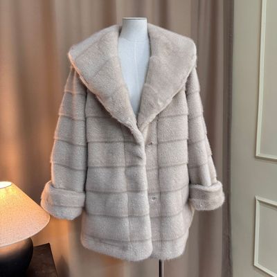 欧阳同款中古风横排水貂仿皮草外