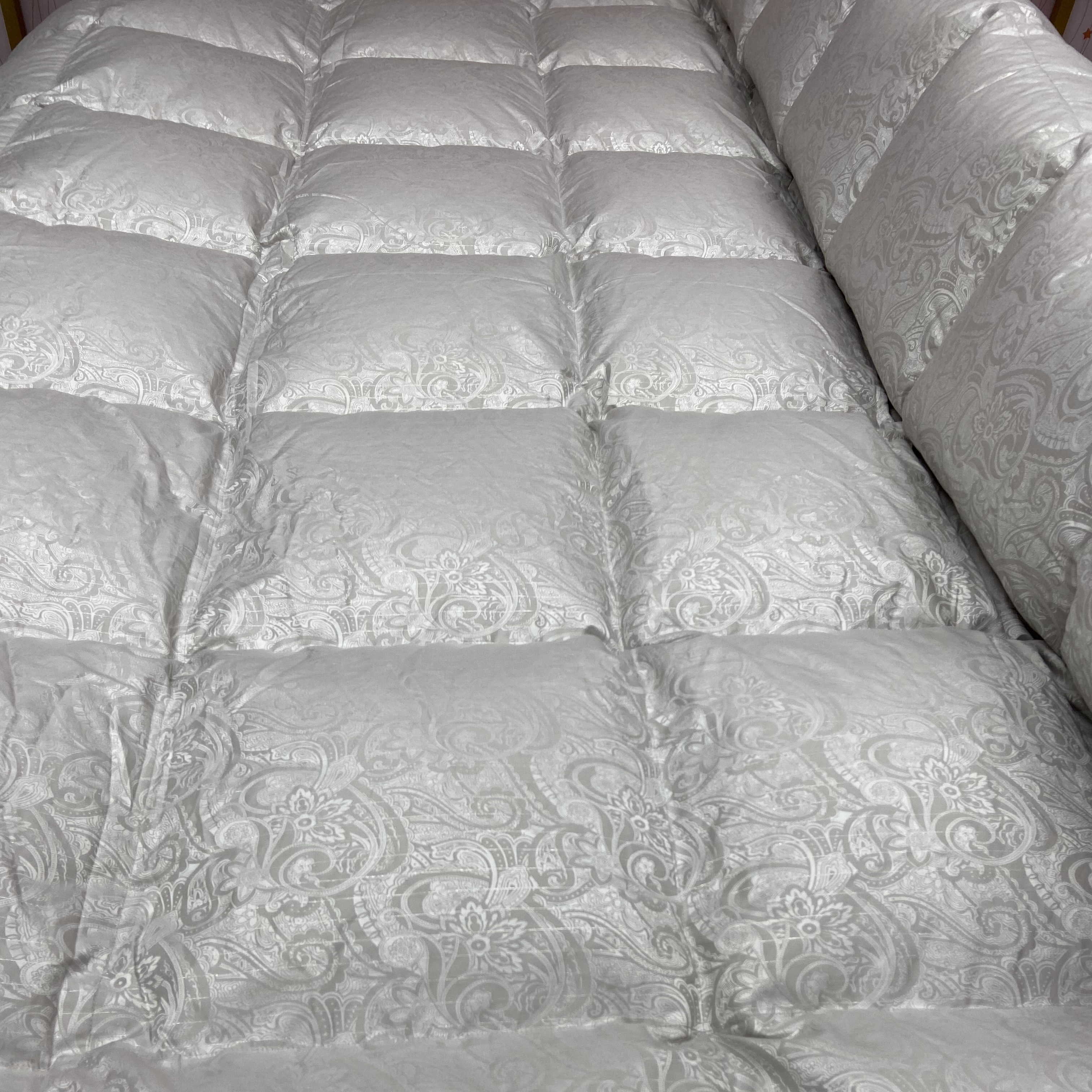 直播现充 99手挑鹅绒被180支高精密全棉冬被春秋加厚静音羽绒被