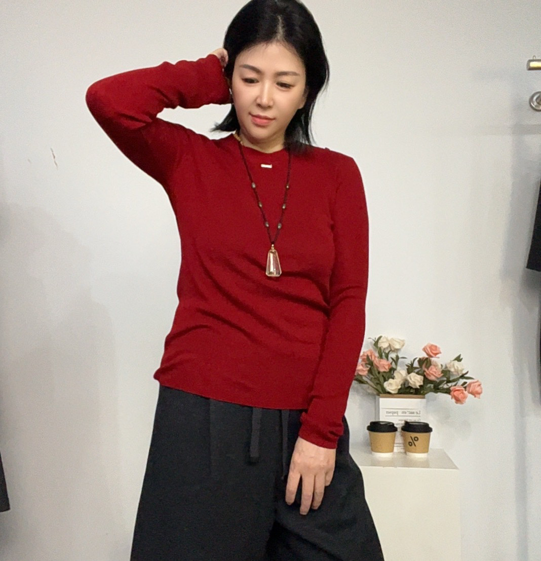 欧洲站欧货2025秋冬新款圆领羊毛针织衫女宽松显瘦毛衣打底上衣女