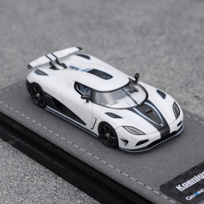 GRYNING 1: 64 柯尼塞格 Agera R 三色 树脂车模