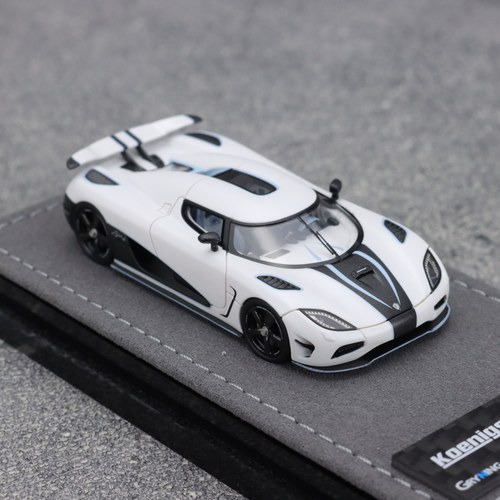 GRYNING 1: 64 柯尼塞格 Agera R 三色 树脂车模