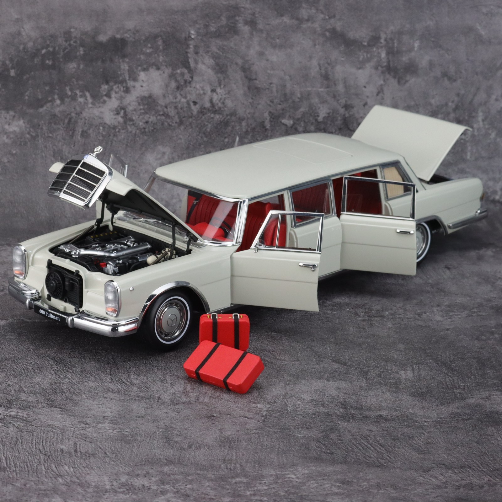 特价 齐辉 1:18 奔驰 普尔曼 Pullman 合金全开车模