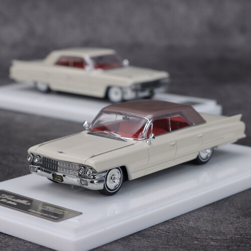MK Miniatures 1:64 凯迪拉克 帝威 大理石白 合金汽车模型
