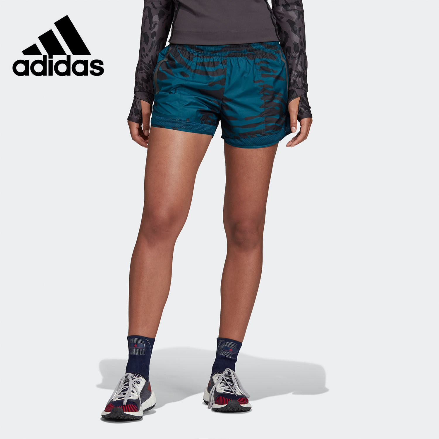 Adidas/阿迪达斯正品 秋季女子新款运动训练短裤 EA2195