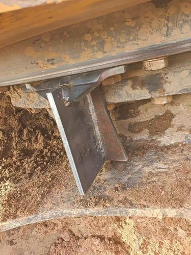 挖掘机现代住友日立三一卡特柳工