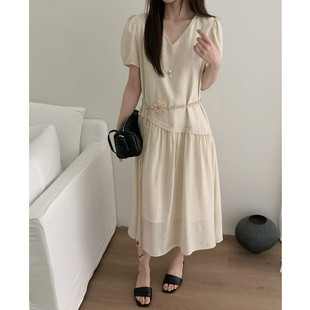 V.STUDIO初恋V领长裙子清纯奶甜裙子女夏法式温柔花朵系带连衣裙