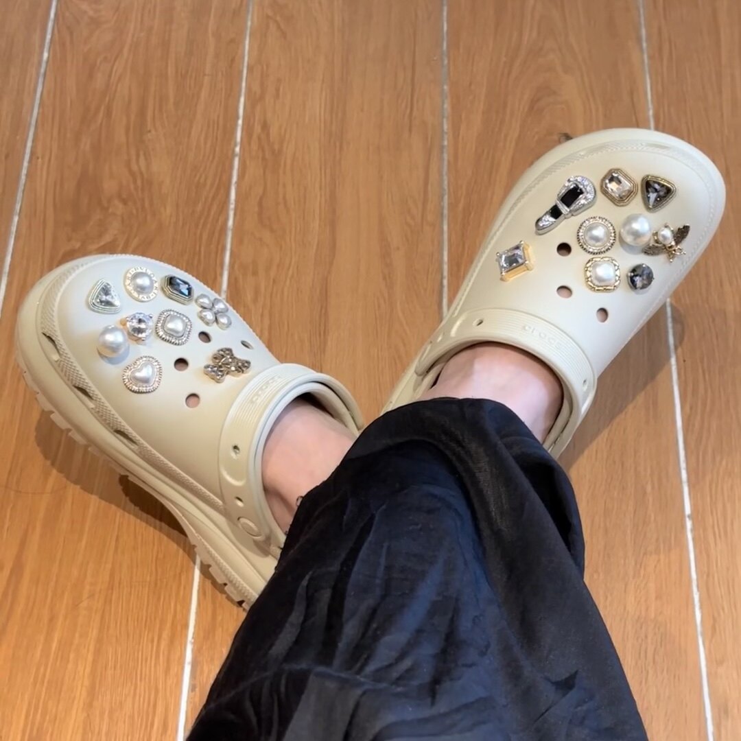【白露同款】crocs鞋花洞洞鞋配饰蝴蝶结适配卡骆驰高级感金属扣