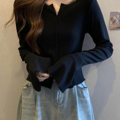 300斤大码女装胖mm长袖别致T恤打底衫秋冬新款开叉百搭喇叭袖上衣
