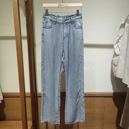 朵以2024夏季新品显瘦直筒裤阔腿裤牛仔裤显瘦百搭39DX235009