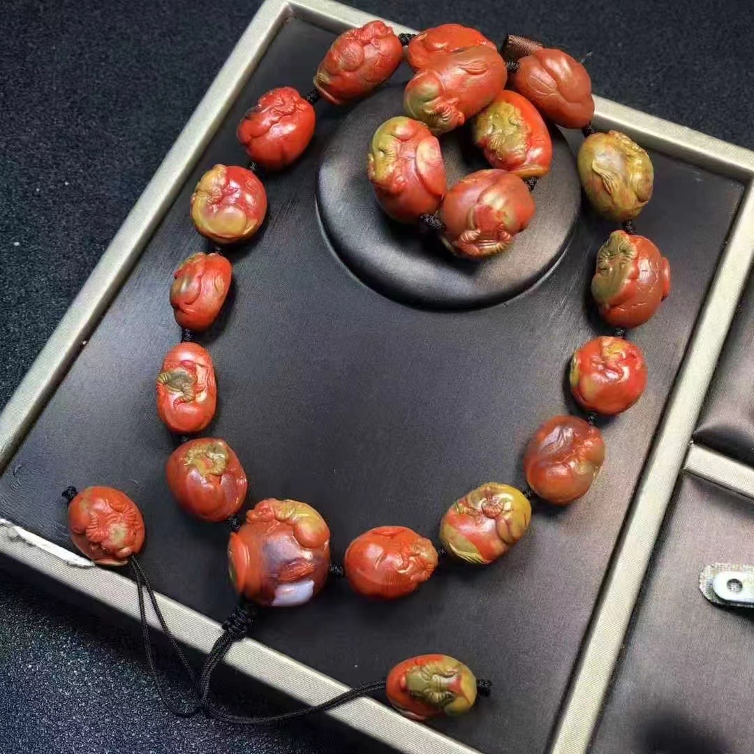 凉山天然南红玛瑙黄皮包浆扭转乾坤项链毛衣链