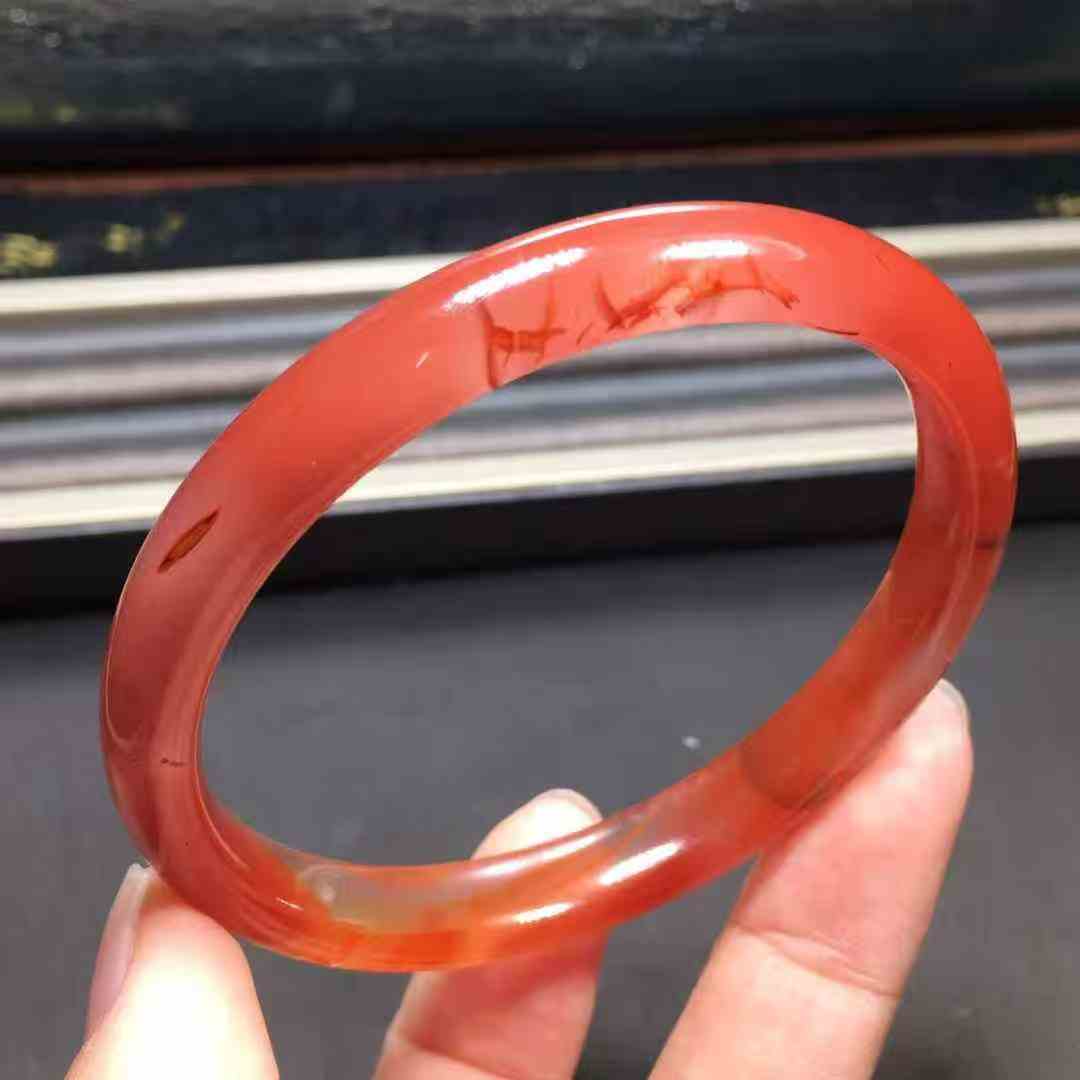 天然南红玛瑙冰飘红手镯
