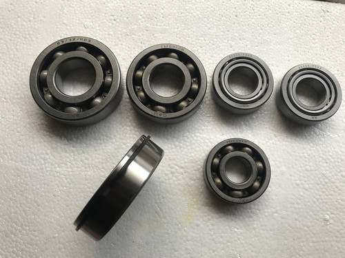 五菱宏光 S V变速箱轴承 荣光1.5 中间轴 轴承 一轴轴承 二轴轴承