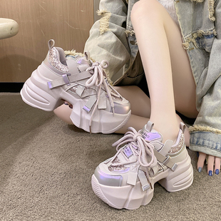 超火小蛮腰老爹鞋女2025流行网红新款耐磨增高女鞋百搭厚底运动鞋