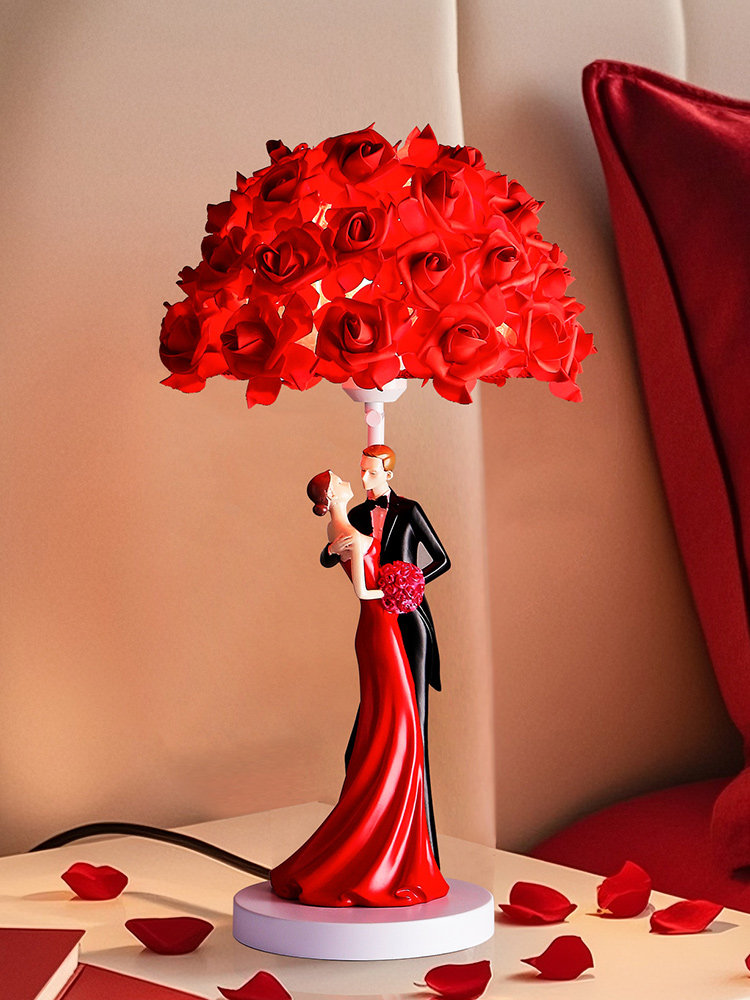 结婚房玫瑰花台灯卧室床头灯一对现代新娘陪嫁长明灯新婚庆
