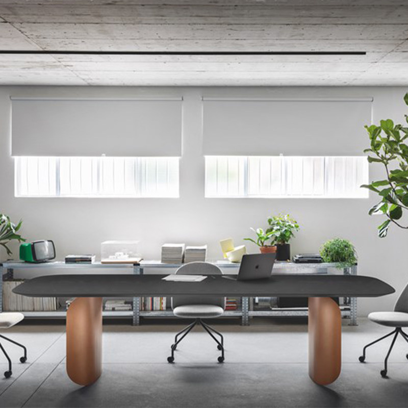 意式轻奢会议桌洽谈桌现代简约北欧餐桌商务办公桌设计师款书桌