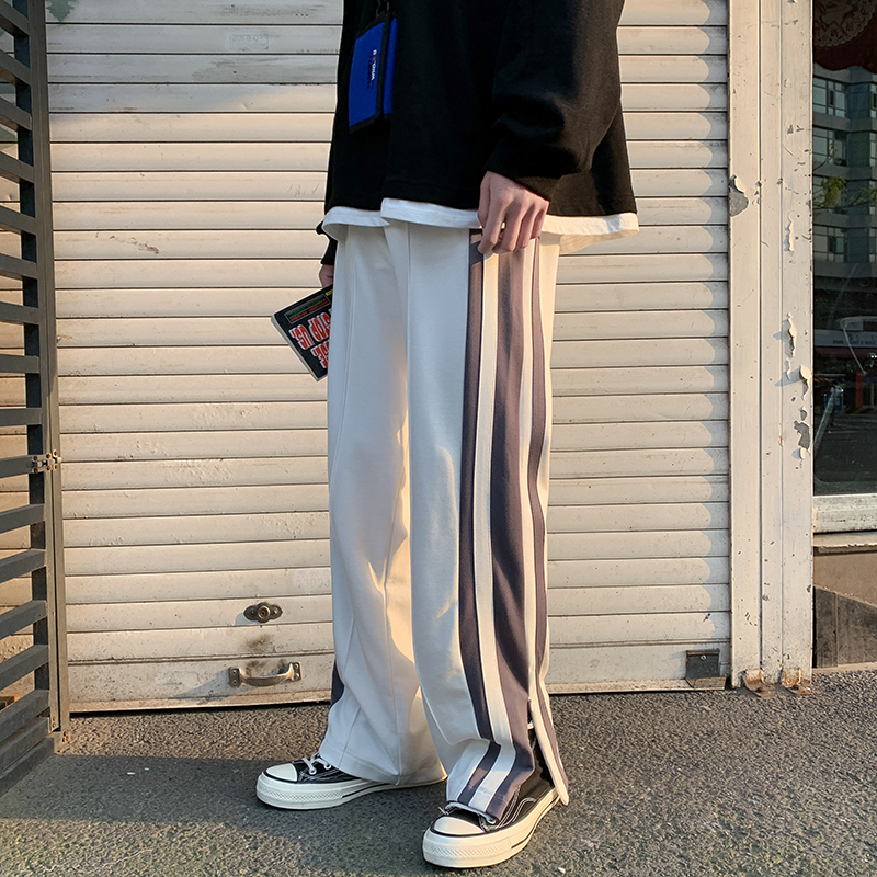 Loose and versatile, with retro drop feeling and wide leg straight pants with split ends