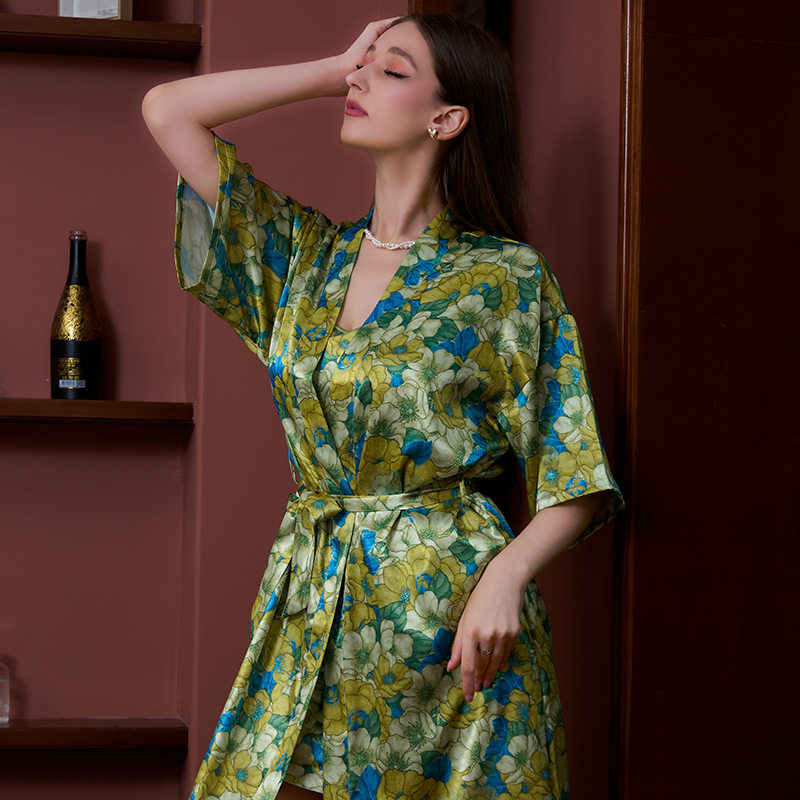 女低奢缎面仿真丝女冰丝甜美花朵短袖中袖睡袍中长款齐膝浴袍睡衣