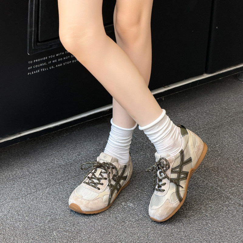 富丽女鞋2026秋季新款圆头系带平底休闲运动鞋女舒适德训鞋89-08