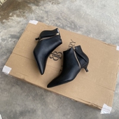 黑色靴子女4.5cm小跟鞋 春秋裸靴 猫跟马丁靴尖头细跟短靴女真皮鞋