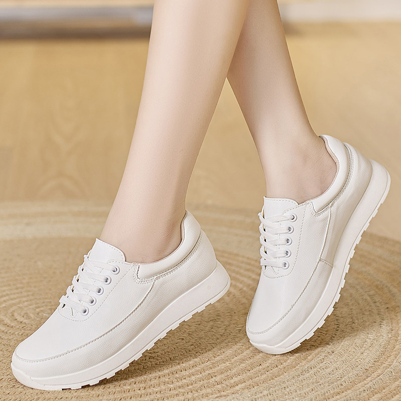 品牌小白鞋女款春季2024新款白色厚底板鞋子女生爆款运动百搭女鞋