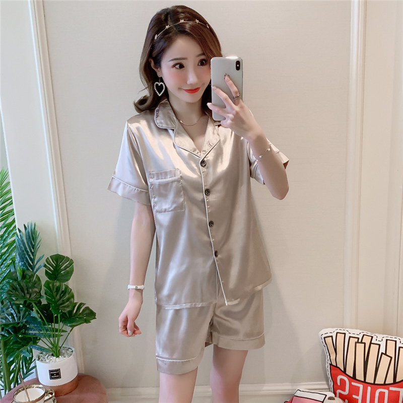 两件韩版性感真丝绸甜美风睡衣