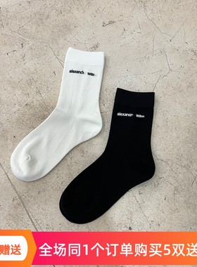 AW立体字母烫印黑白薄款春夏短筒袜女欧货小众潮牌网红网红堆堆袜