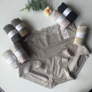 头 女桑蚕丝内裆透气舒适包臀三角裤 春夏新款 蕾丝边中高腰奶皮裤