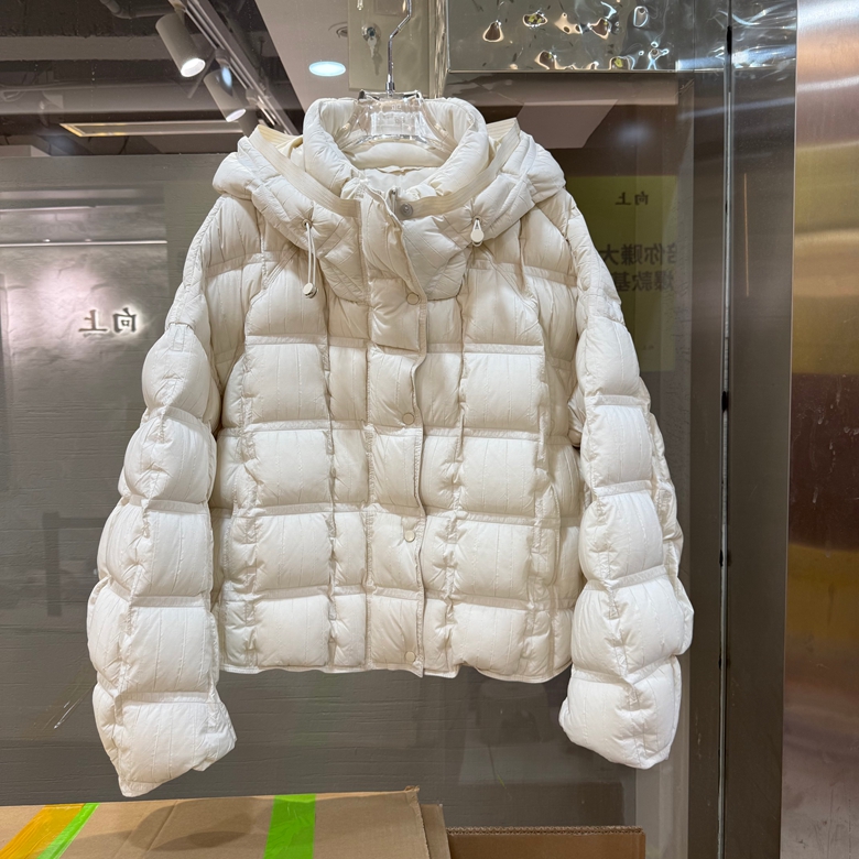 2025冬装新款欧货休闲羽绒服