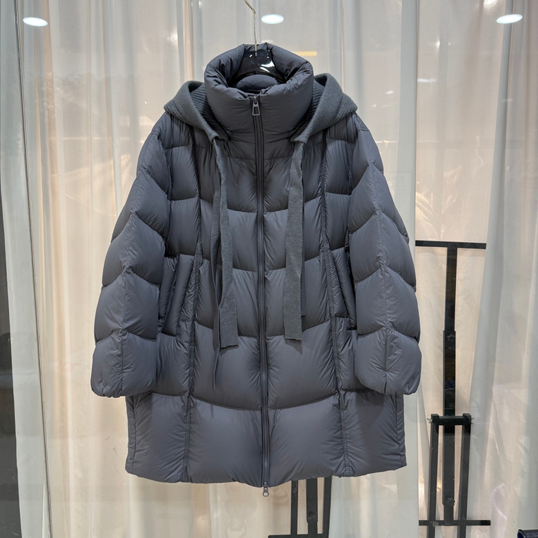 欧洲站2025年冬装新款羽绒服