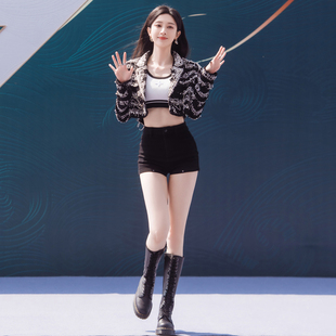 张俪同款女团练习室短款女夏打歌训练演出黑色ds爵士跳舞蹈热裤子