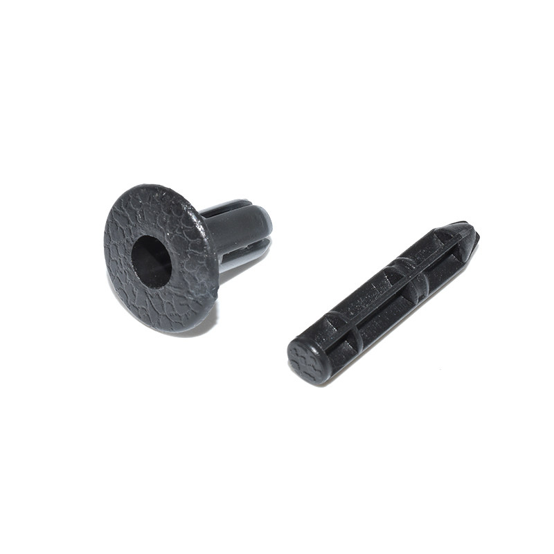 大霸王普瑞维亚水箱上护板卡扣