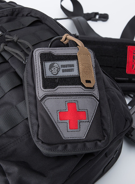 战斗猴随身医疗包 军迷战术MOLLE执勤急救包黑色拼黑CP附件包