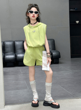 韩国潮女童短袖套装夏季薄款2025新款女孩洋气时髦连帽垫肩两件套