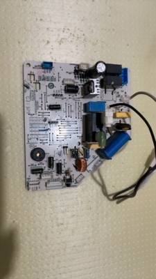 原装海尔空调内机变频版控制版CQC03001003024主版E166702