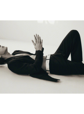 现货速发 无杂志 时尚先生 李洙赫A/B版折叠官方海报可选 时尚先生Esquire杂志2024年七月期刊